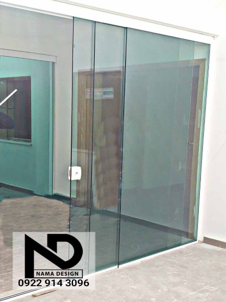 طراحی پارتیشن شیشه ای متحرک ریلی