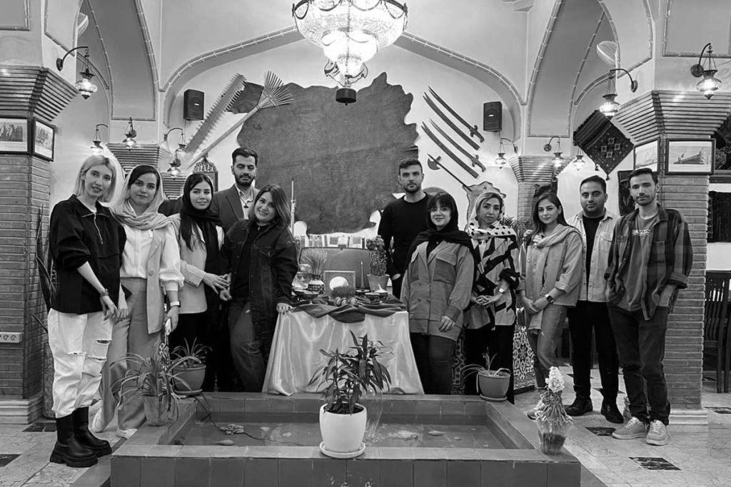 نمادیزاین گروهی